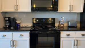 Unclassified image, 3 of 29, button - City View 2BR Free Parking Pet-friendly (Columbus)