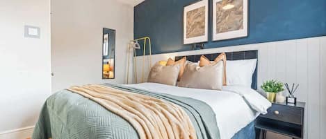 5 chambres, fer et planche à repasser, Wi-Fi gratuit, draps fournis