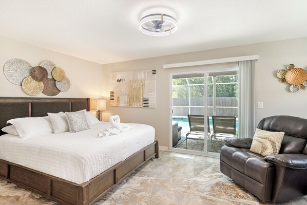 3 chambres, fer et planche à repasser, Wi-Fi, draps fournis