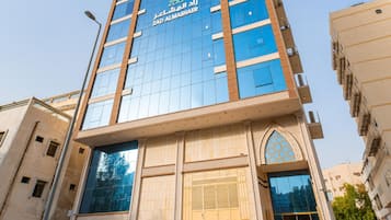 In-room safe, desk, laptop workspace, free WiFi