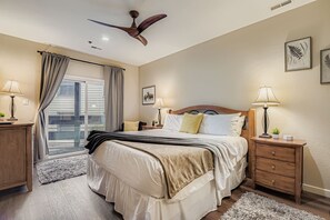 3 bedrooms, iron/ironing board, free WiFi, bed sheets - Peaceful Lift Line Condo 207 (Park City)