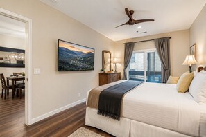 3 bedrooms, iron/ironing board, free WiFi, bed sheets - Peaceful Lift Line Escape Walk to Slopes and Hot Tub 207 (Park City)