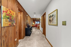 House, Multiple Beds (Sea Dunes Green Turtle A3) | Interior