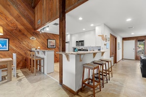 House, Multiple Beds (Sea Dunes Green Turtle A3) | Private kitchen | Oven, toaster