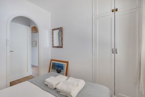 3 bedrooms, iron/ironing board, WiFi, bed sheets - Apartment 'Golf' with Mountain View, Wi-Fi and Air Conditioning (Son Parc)