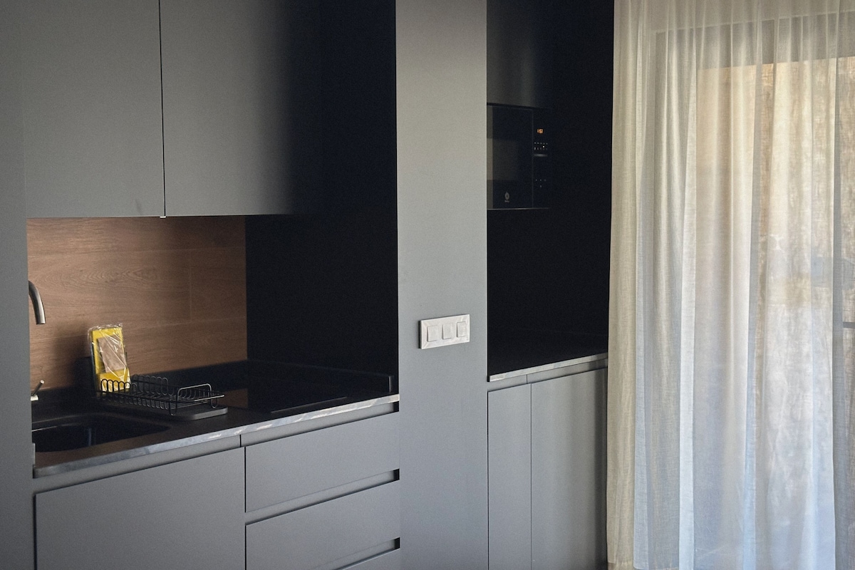 Panoramic Studio, Valley View | Private kitchenette