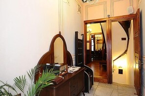 Nội thất