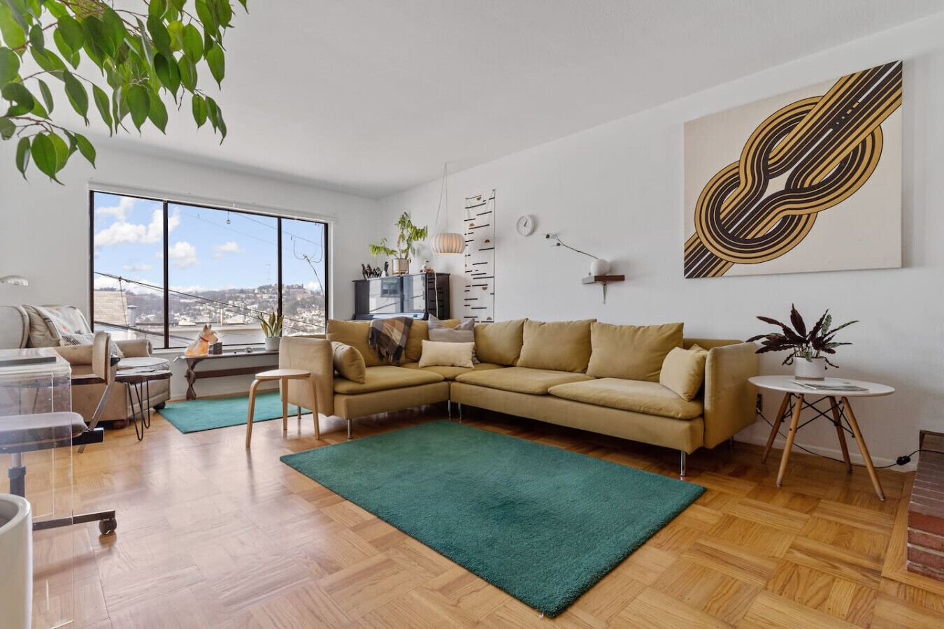 智能电视、办公室