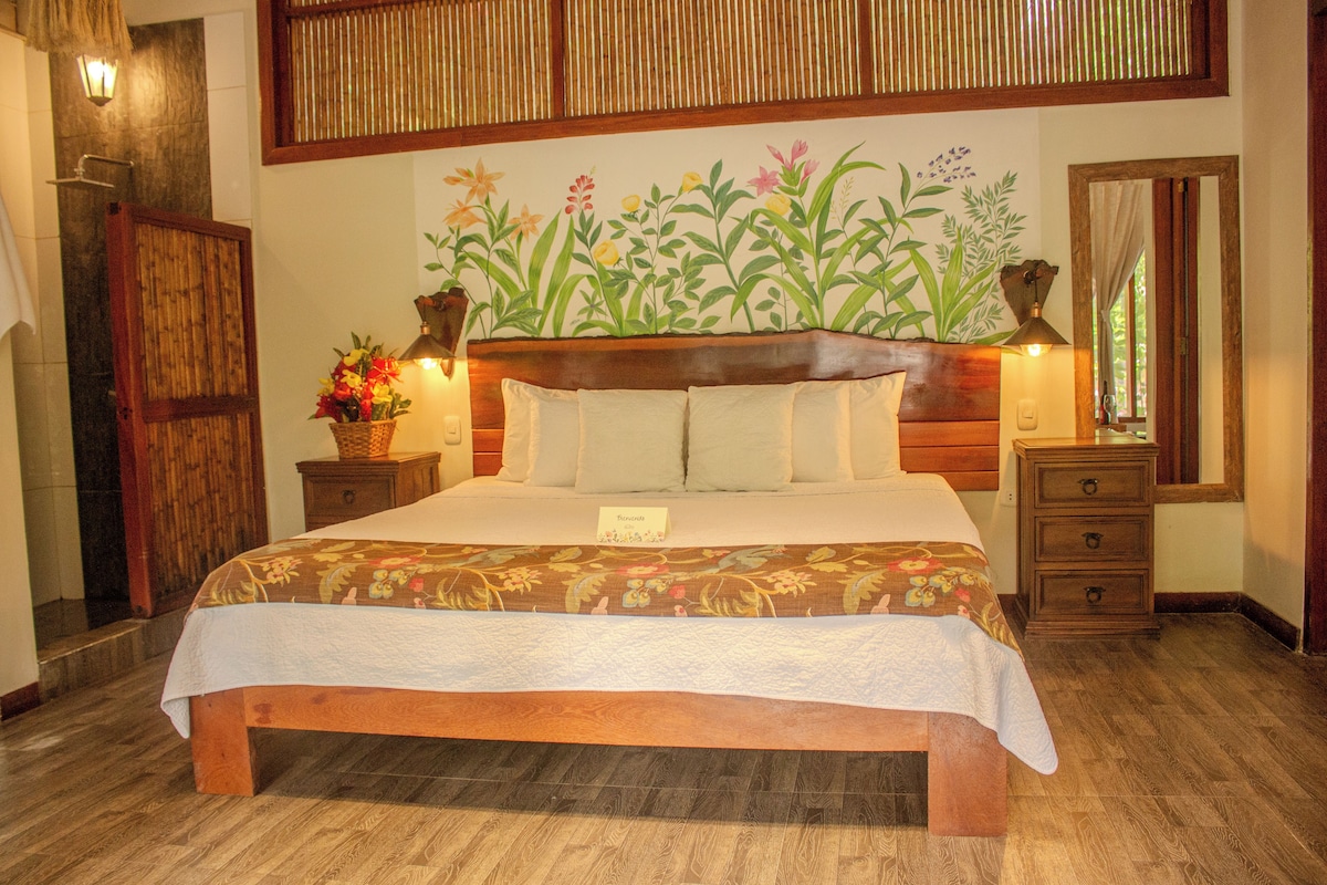 Superior Suite, Balcony, Garden View | Minibar, desk, WiFi (free), bed sheets