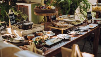 Desayuno a la carta incluido todos los días