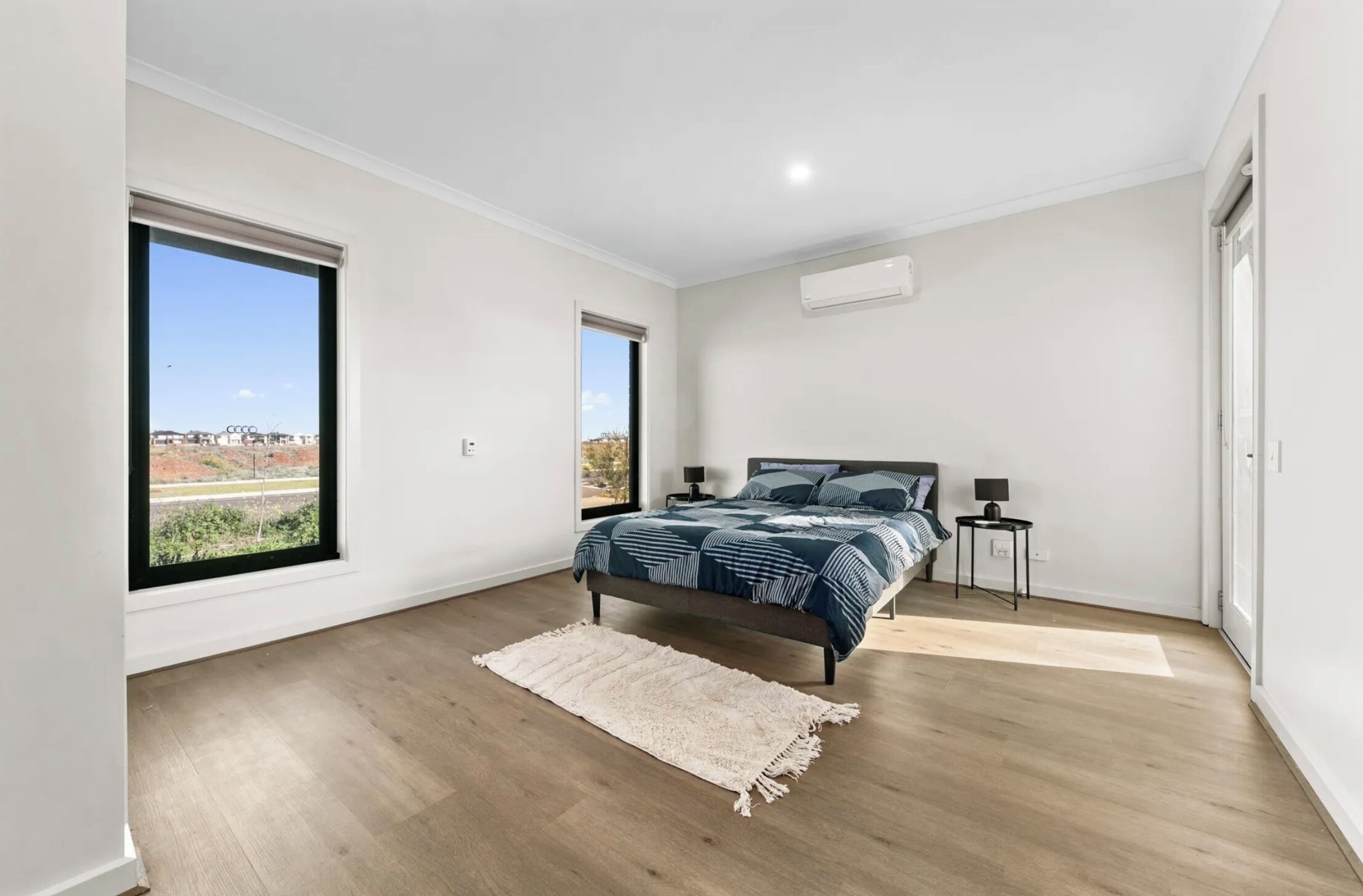 4 makuuhuonetta, ilmainen Wi-Fi, vuodevaatteet