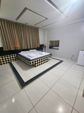 Twin Room | Free WiFi - Hotel Canal Hum (Recanto das Emas)