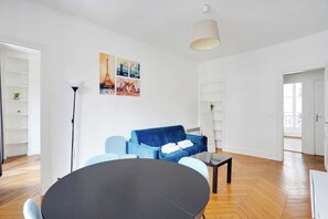 Apartment | Interior - Charming Flat -2br/6p- Montorgueil (Paris)