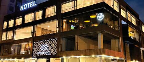 Mặt tiền nơi lưu trú