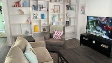Smart TV, books