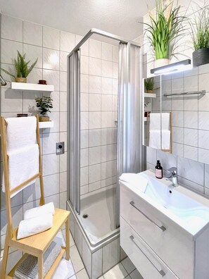 Bathroom - Pretty City - Tiny Apartment Bamberg (Bamberg)