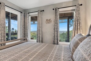 2 bedrooms, desk, iron/ironing board, travel cot