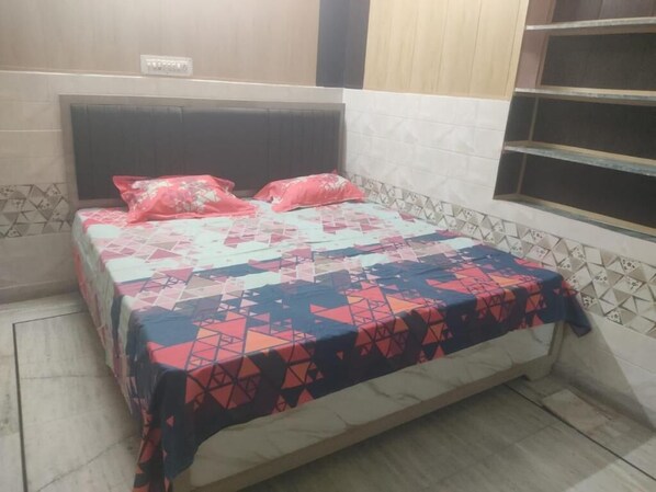 2 bedrooms, internet - Saraswat Niwas (Udaipur)