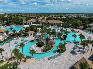 Piscine extérieure, piscine chauffée