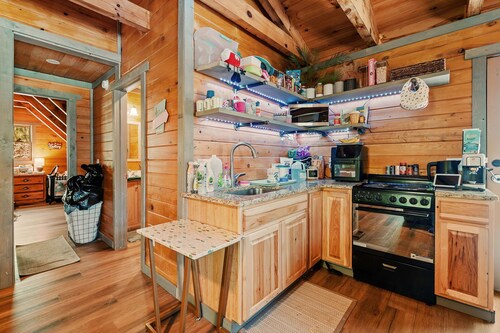 Treehouse couples retreat