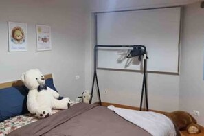 2 makuuhuonetta, silitysrauta/-lauta, Wi-Fi, vuodevaatteet