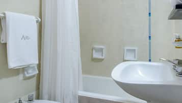 In-room safe, free WiFi, bed sheets