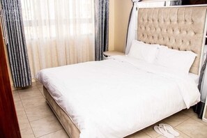 3 chambres, fer et planche Ă repasser, Wi-Fi, literie fournie