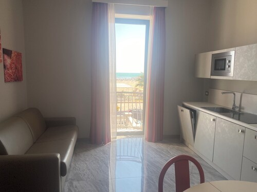 Twentieth Century Palace Apartment 912 Panoramic