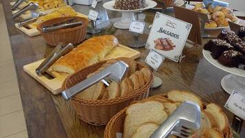 Desayuno buffet incluido todos los días
