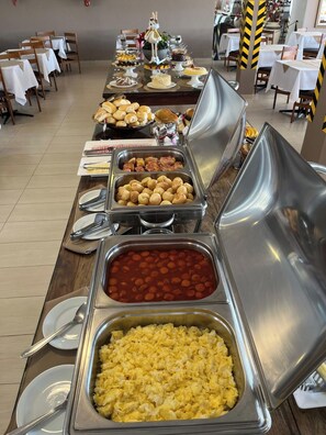 Desayuno buffet incluido todos los días 