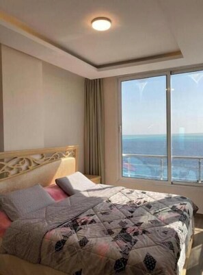 1 bedroom, internet, bed sheets