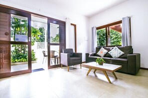 Apartamento, 2 habitaciones, vistas al jardín | Zona de estar