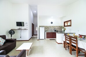 Apartment, 2 Bedrooms, Garden View | Private kitchen | Fridge, oven, stovetop - Lovely Pipa (Tibau do Sul)