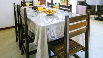 Apartamento, 2 habitaciones, vistas al jardín | Zona de estar