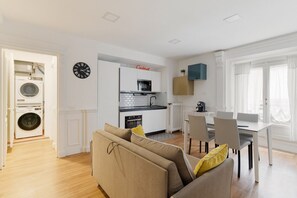 Interior - GuestHost - Lovely Apartment X4 in Porta Venezia (Milan)