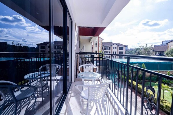 Apartment, 3 Bedrooms, Accessible, Smoking | Balcony