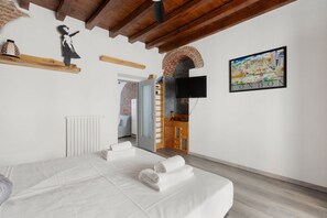 1 Schlafzimmer, Bügeleisen/Bügelbrett