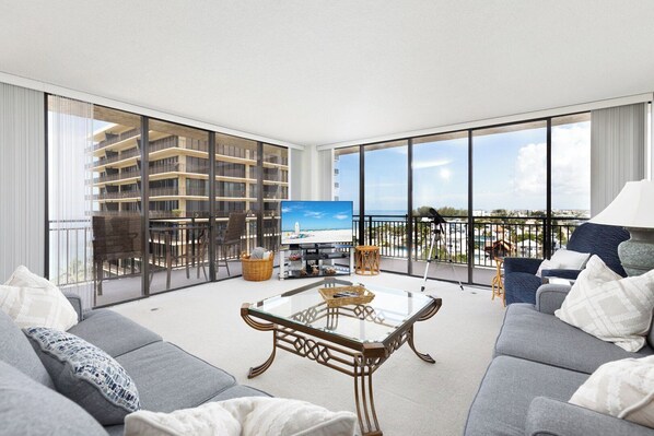 Téléviseur, bureau