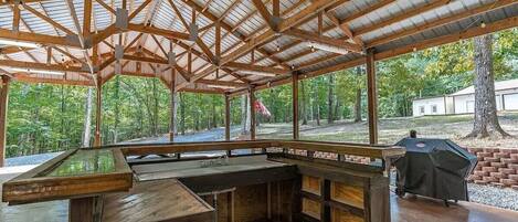 Tina de hidromasaje al aire libre