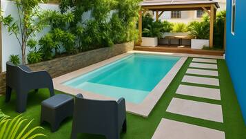 Piscina a l'aire lliure