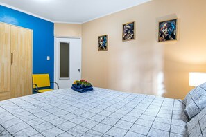 1 bedroom, in-room safe, iron/ironing board, free WiFi