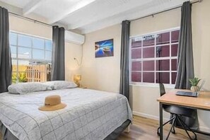 3 bedrooms, in-room safe, desk, iron/ironing board