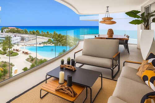 LUX 3 BR Sub Penthouse One Mambo Beach