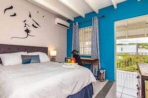 In-room safe, iron/ironing board, WiFi, bed sheets