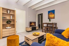 Living area - Citylife Apartments - Pool / Free Parking / in Willemstad. Apartment - E (Willemstad)