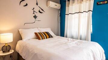 2 slaapkamers, een kluis op de kamer, een bureau