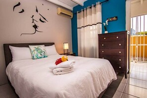 2 bedrooms, in-room safe, desk, iron/ironing board - Citylife Apartments - Pool / Free Parking / in Willemstad. Apartment A (Willemstad)