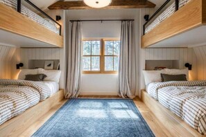 4 bedrooms, WiFi