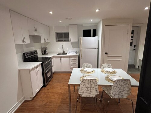 Private Family-Friendly 2-BR Suite