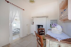 1 bedroom, iron/ironing board, travel crib - GuestHost - Contrada Mavugliola Apt with Patio (Locorotondo)